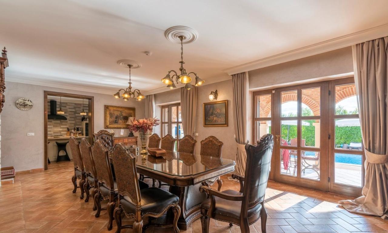 Villa Carolus-Luxurious Istrian Villa Barat  المظهر الخارجي الصورة