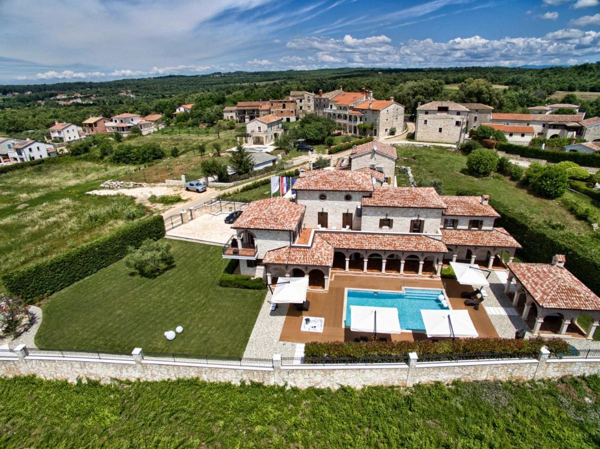 Villa Carolus-Luxurious Istrian Villa Barat  المظهر الخارجي الصورة